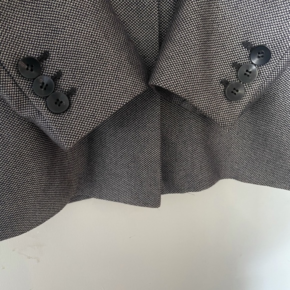 Armani vintage women’s blazer size 4 - Picture 4 of 9